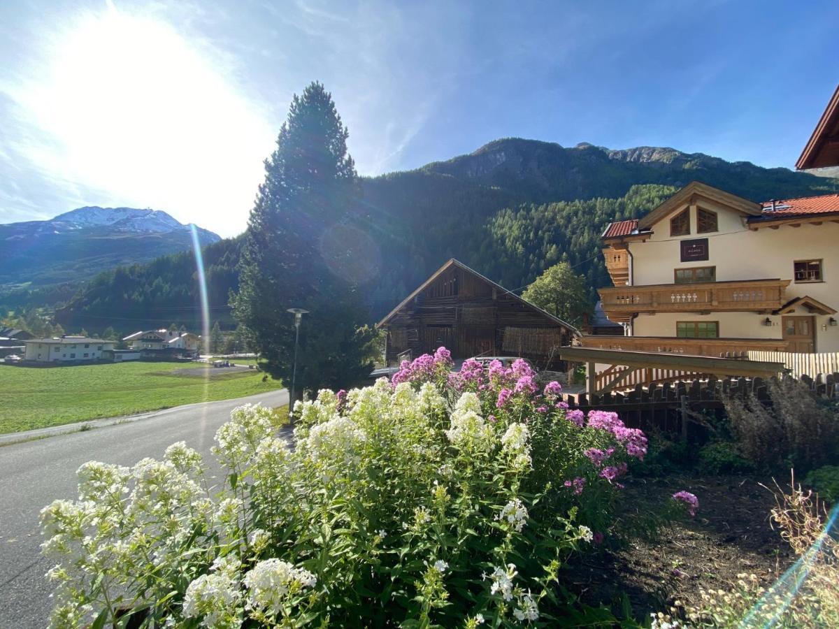 Alpine Lodge Soelden - Chalet & Apart Экстерьер фото
